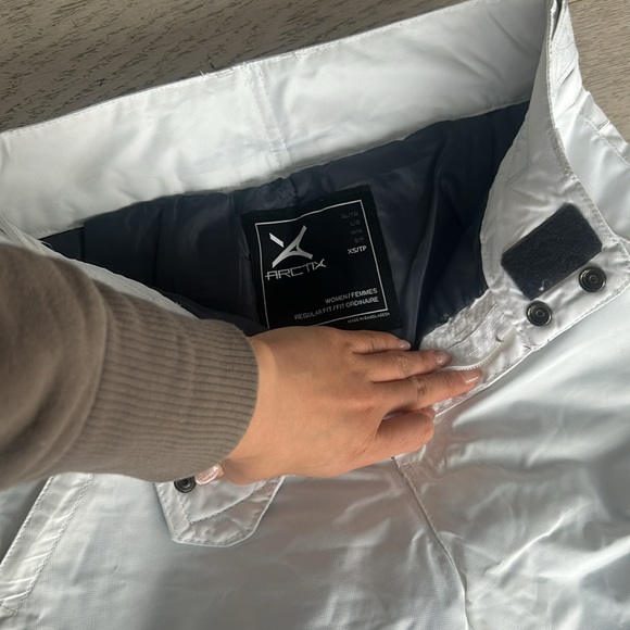 Women mid-rise insulated ski pants. XS - Picture 2 of 3